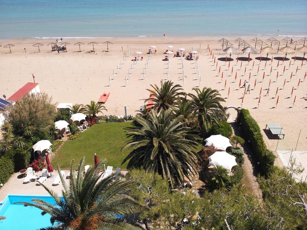 Hotel Silvi Silvi Marina Bagian luar foto