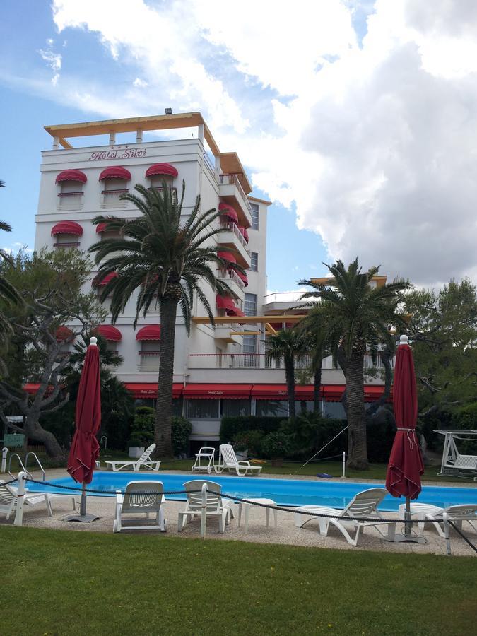 Hotel Silvi Silvi Marina Bagian luar foto