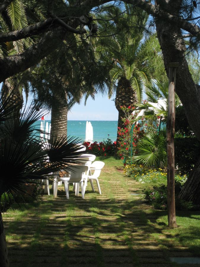 Hotel Silvi Silvi Marina Bagian luar foto