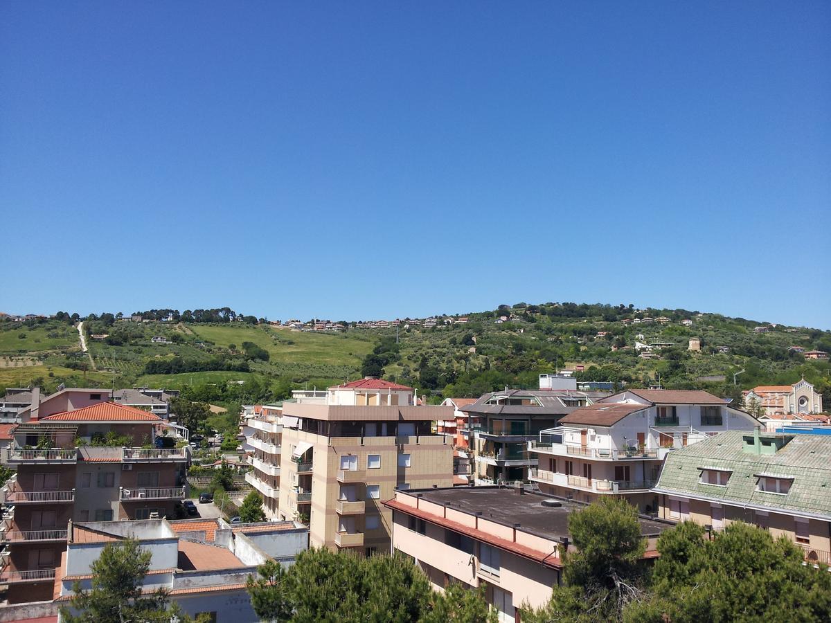 Hotel Silvi Silvi Marina Bagian luar foto